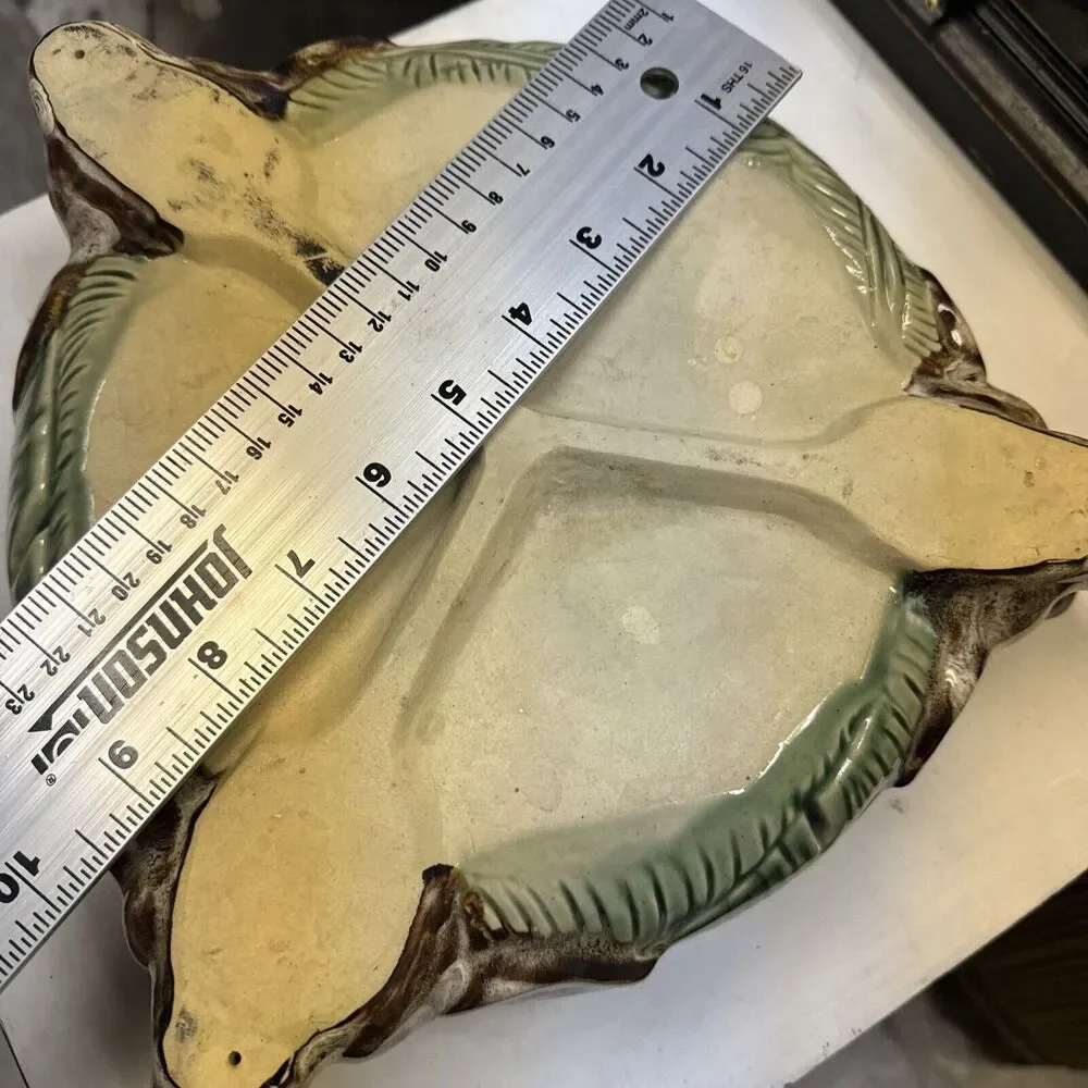 Vintage Elephant Heads Ceramic Planter Green Trunk‎ Up Roughly 10-13” x 4”